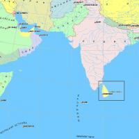 Kart over Sri Lanka på russisk med feriesteder og attraksjoner